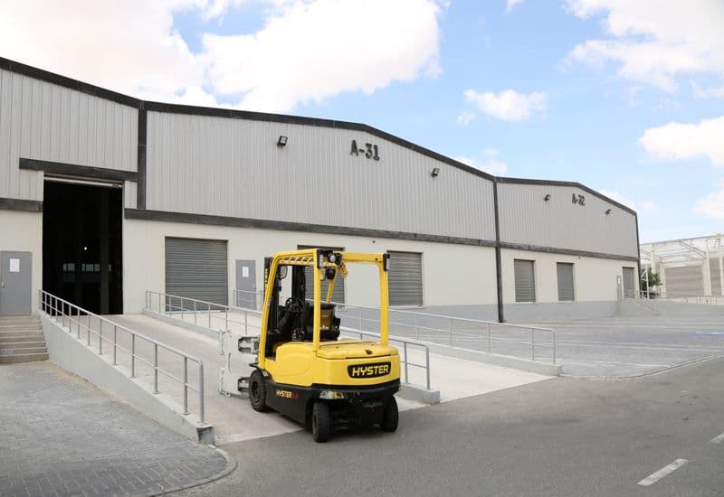 Emirates center, Abudhabi (Office for emirates center Abudhabi)